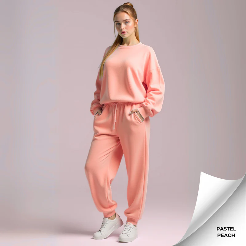Fleece Women's Oversized Tracksuit - Image 10